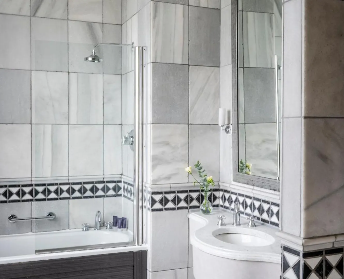 Wood Hall Hotel & Spa Wetherby 4*,