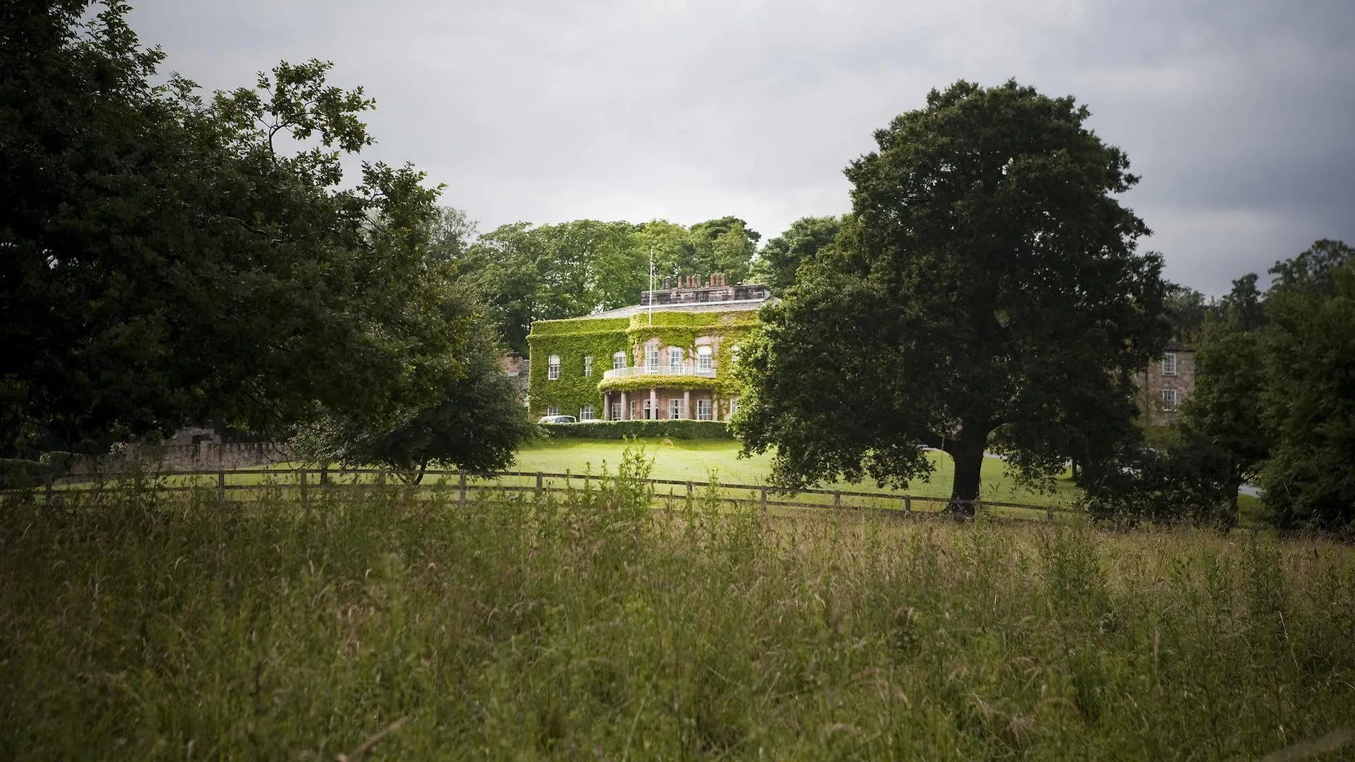 Wood Hall Hotel & Spa Wetherby 4*,  Storbritannien
